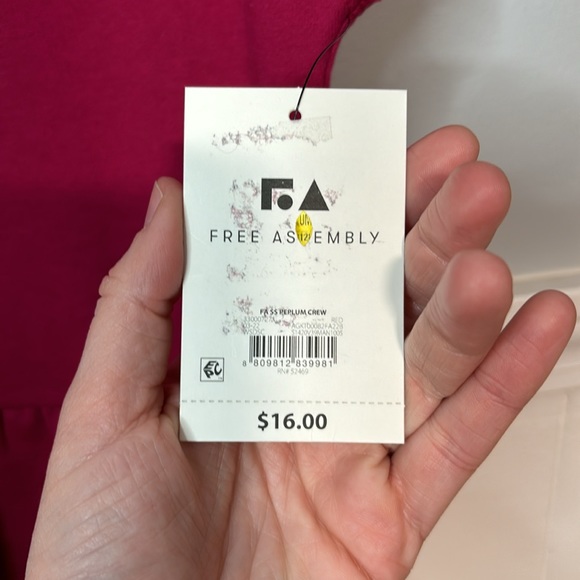 5 for $20! Free Assembly pink sweater size size XL 14/16 - Picture 2 of 5